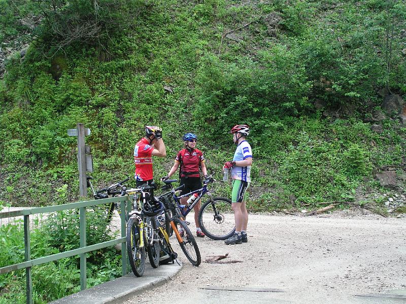 762JoeKerstinWolfgang.Bruecke.BrandenbergerAche.jpg