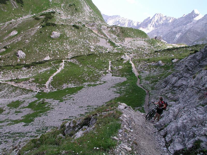 827Kerstin.Blick2Lamsenjochhuette.jpg