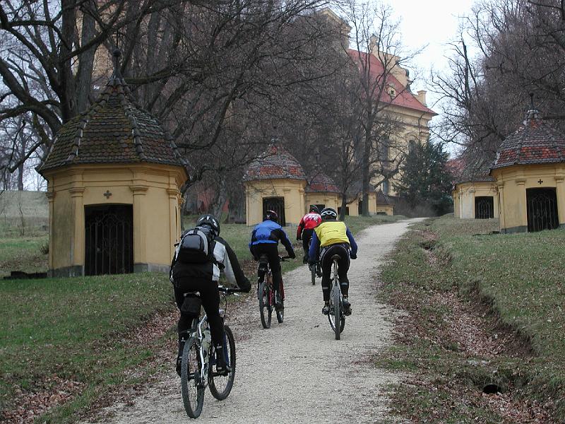 083AuffahrtKreuzweg.Schoenenberg.jpg