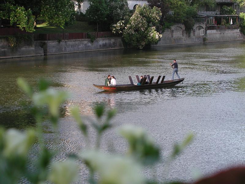 312Stocherkahn.Neckar.Tuebingen.jpg
