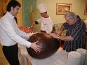 142Aufteilen.Osterei.Geburtstagskuchen.HotelSavoia