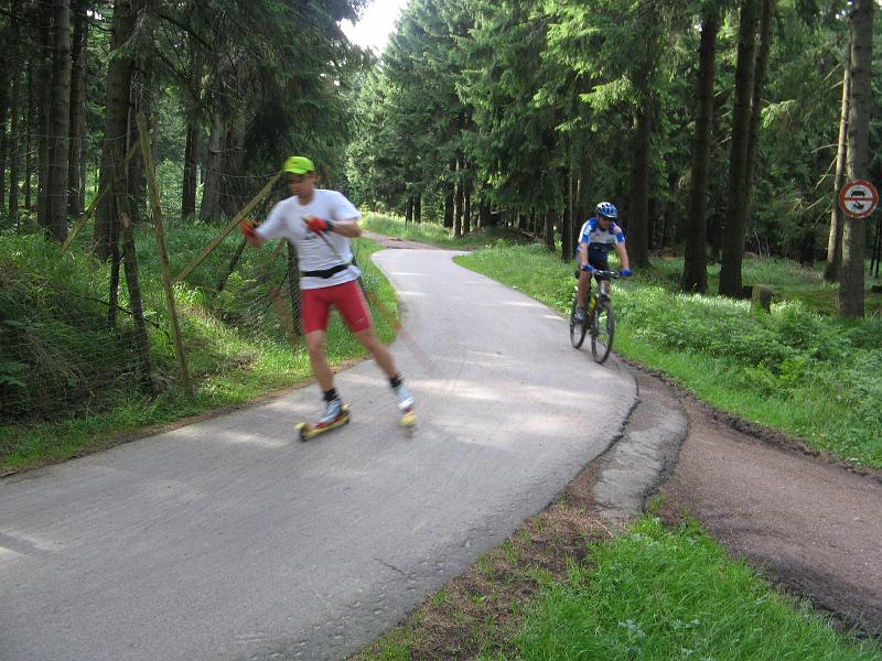 555Joerg.Abgedraengt4Biathlet.Oberhof.jpg