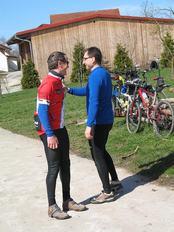 224_AndreasJoerg.Handschlag.jpg