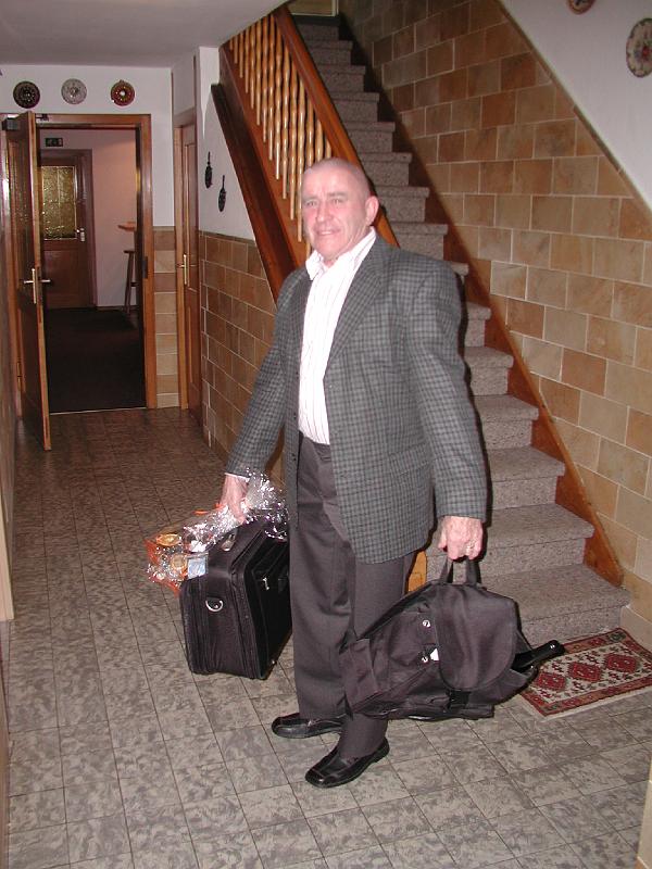 124Klaus.GewinneHeimschleppen.jpg
