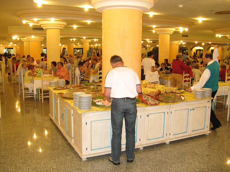 462Abenbueffet.ClubHotelMarinaBeach.Orosei.jpg