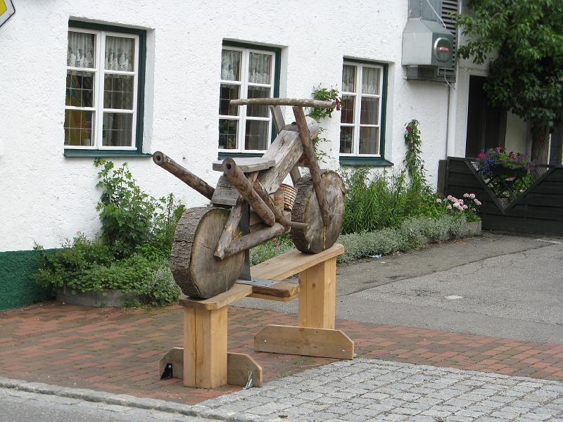 424Holzfahrrad.Oberguenzburg.jpg