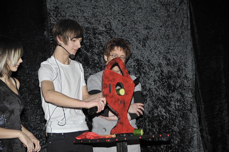 068Zauberei.Guillotine.jpg
