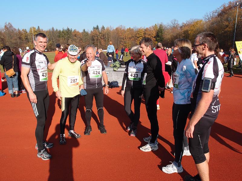 901Versammlen.Sportplatz.jpg