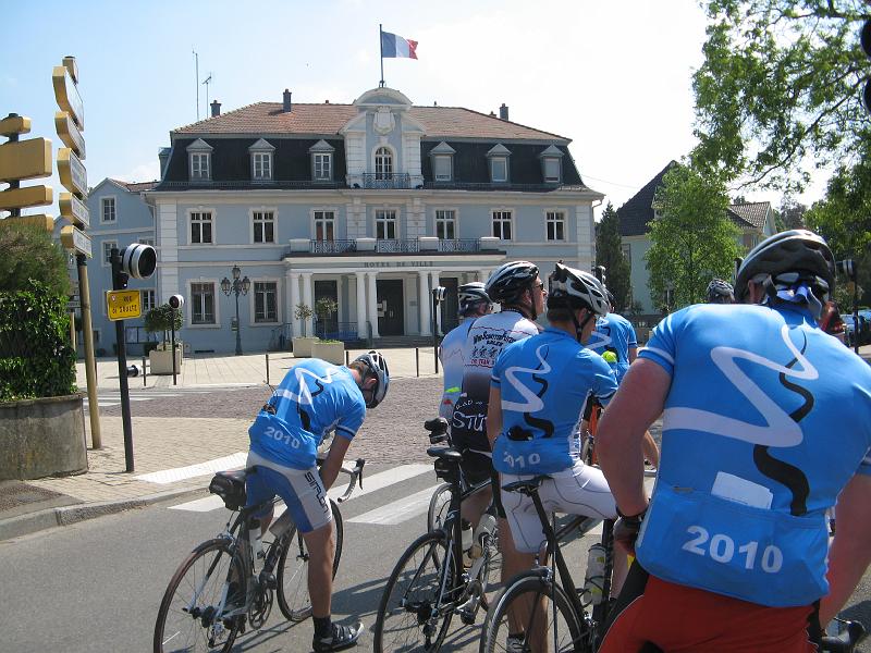 386Rathaus.Cernay.jpg