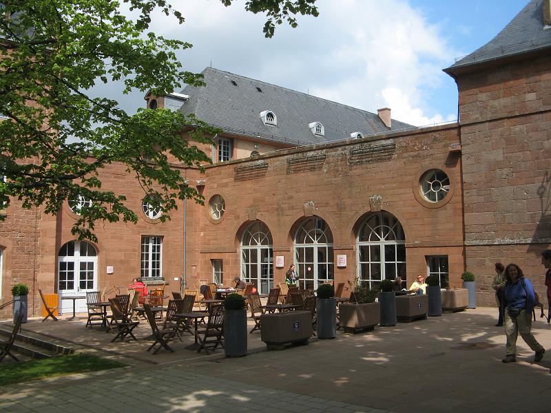 409Innenhof.MontSainteOdile.jpg
