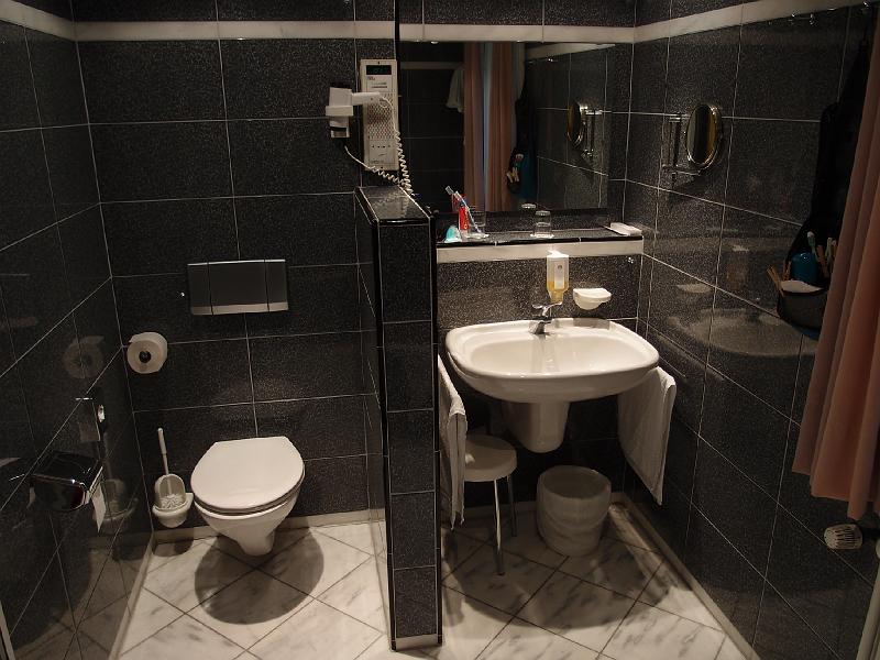 514Bad.Hotel.jpg
