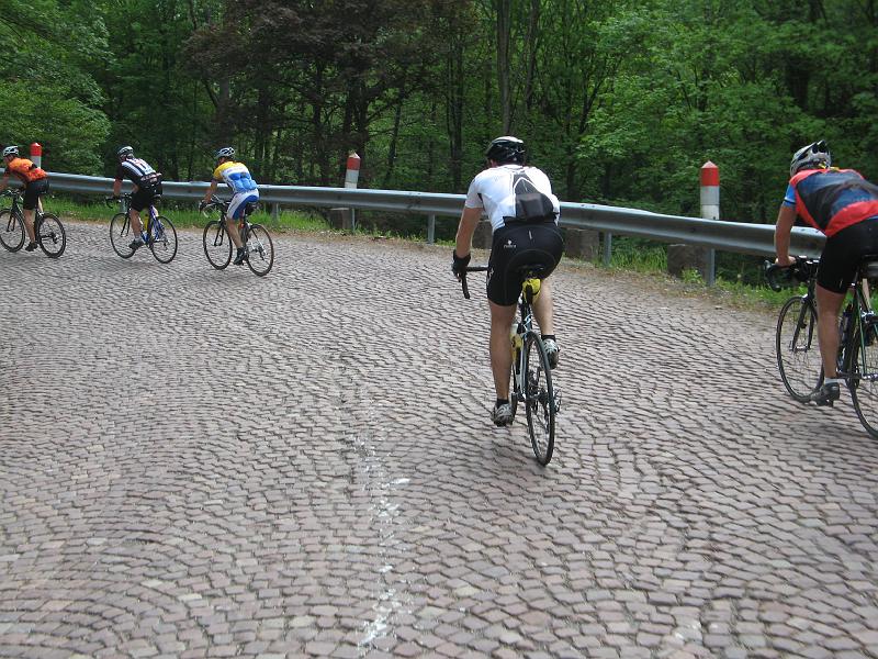 526Pflasterstein.Passstrasse.jpg