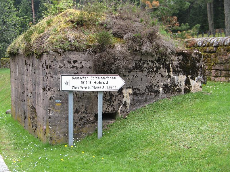 569.Schild.Soldatenfriedhof.Hohrod.jpg